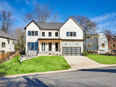 2813 N Kensington St, Arlington, VA, 22207