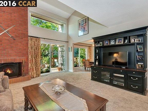 5th image of 1936 Saint Andrews Dr