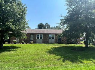 605 E 5th St, Adrian, MO 64720