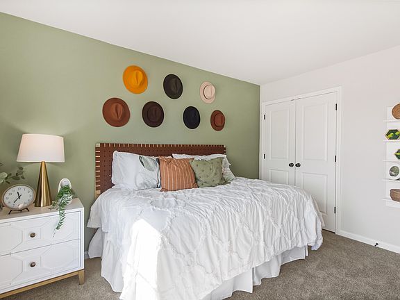 2nd image of 315 Jeter Grove Rd