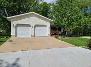 1503 45th St, Moline, IL 61265