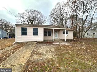 44 W Laurel Dr, Somers Point, NJ 08244