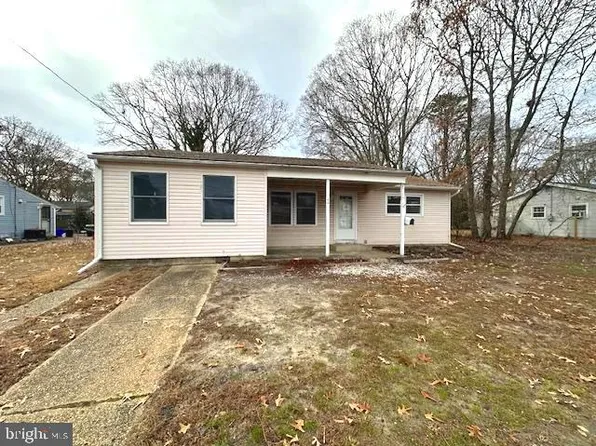 44 W Laurel Dr, Somers Point, NJ 08244