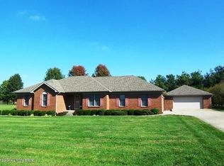 1003 Navajo Dr, Bardstown, KY 40004