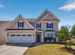 201 Mystwood Hollow Cir, Holly Springs, NC 27540