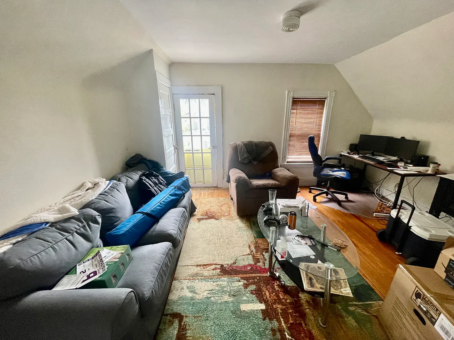 2 bed, 800 sqft, $2,500 — Photo 3