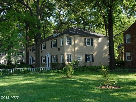 3rd image of 4320 N Pershing Dr APT 4