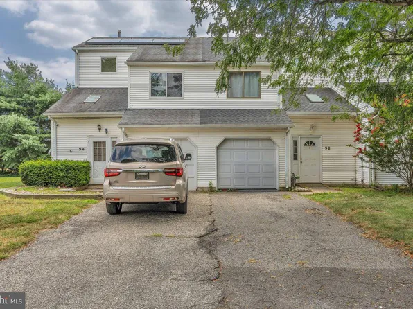 92 Ginger Dr, Lumberton, NJ 08048