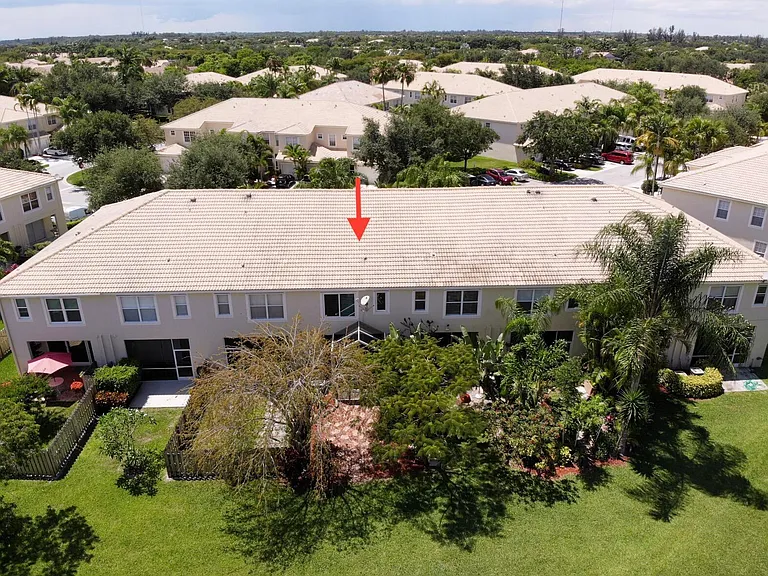 8080 Briantea Dr #8080 — Photo 3