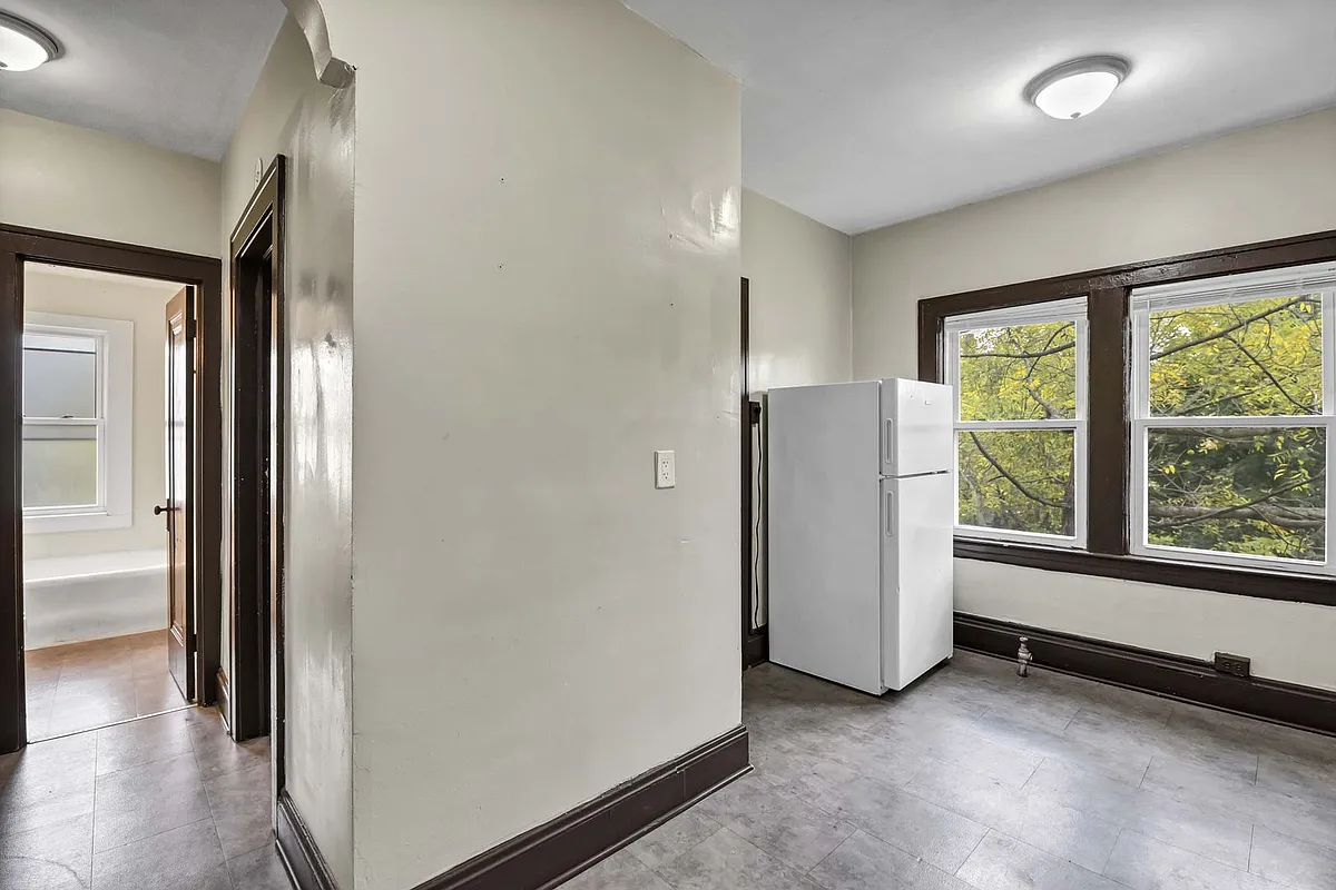 Building Photo - 3567 Bosworth Rd