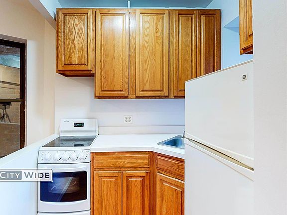 4th image of 439 W 51st St APT 3E