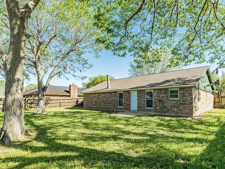 530 Tall Timber Dr — Photo 21