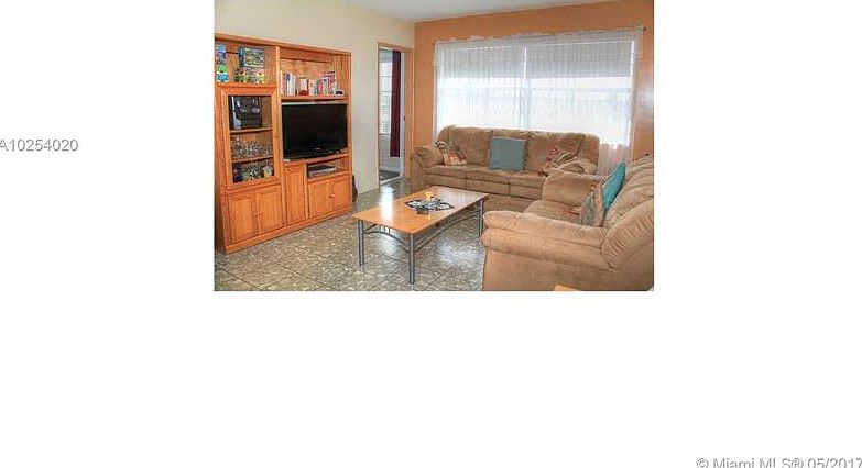 2nd image of 4341 NW 16th St #307