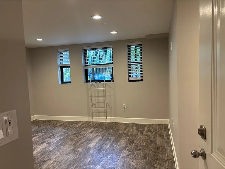 1749 T St NW — Photo 13
