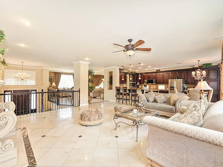 1676 Stronsay Ct — Photo 13
