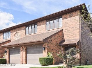 1348 W Byron Ave APT D, Addison, IL 60101