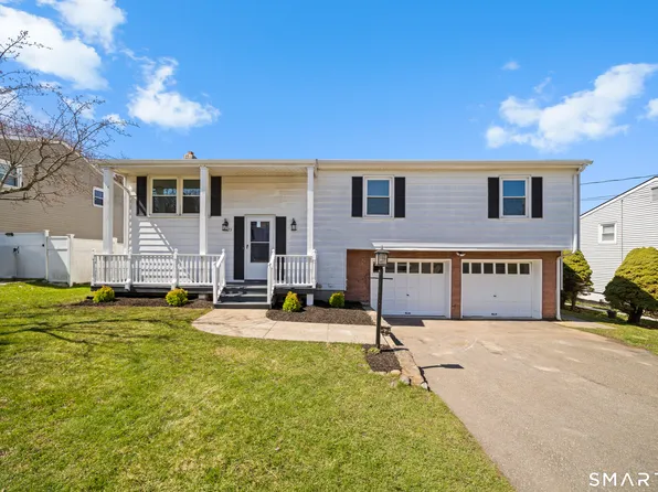 25 Greenview Drive, Waterbury, CT 06708