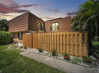 1444 Park Shore Cir APT 4, Fort Myers, FL 33901