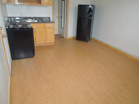 Rented by 5 Boro Realty Corp | media 24