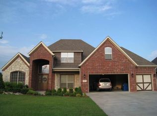 5201 SW Newcastle Rd, Bentonville, AR 72713