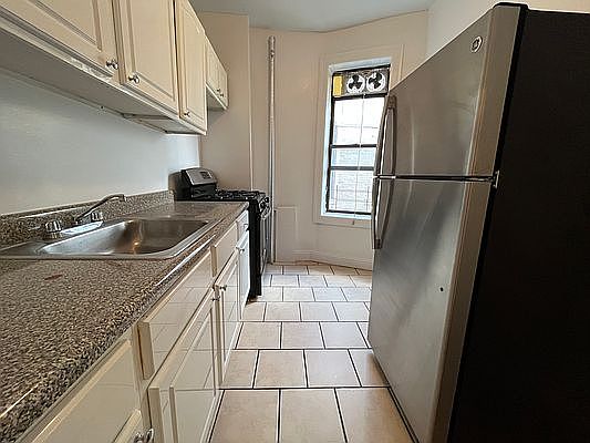 2nd image of 647 W 172nd St APT 54