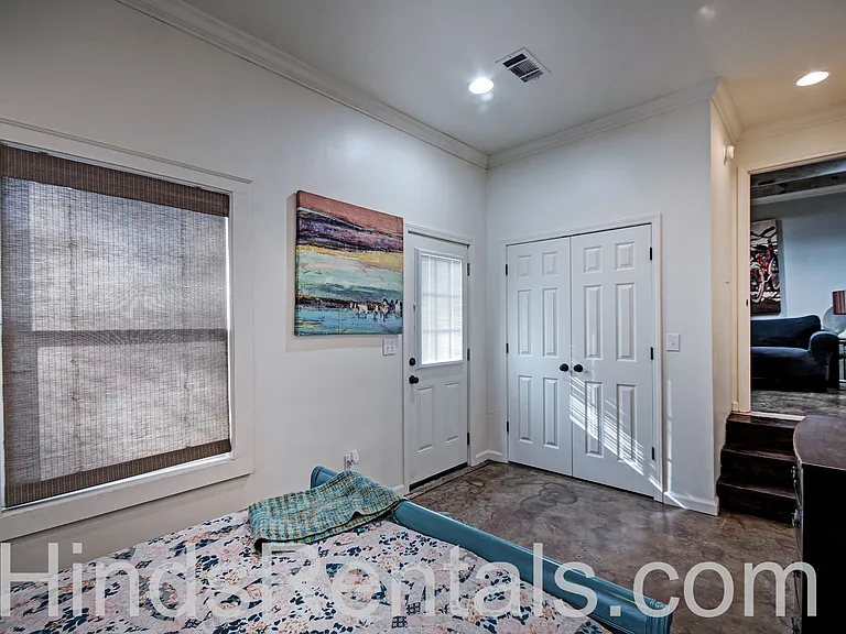 1142B Saint Ann St — Photo 6