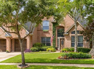 8810 Snowy Owl Loop, Missouri City, TX 77459