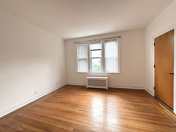 2nd image of 2579 47th St