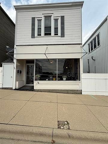 1st image of 26 E Main St