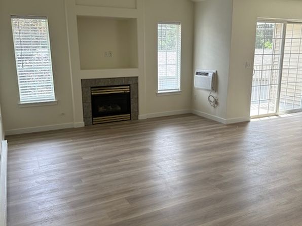 5338 W Rifle Club Ct APT 4