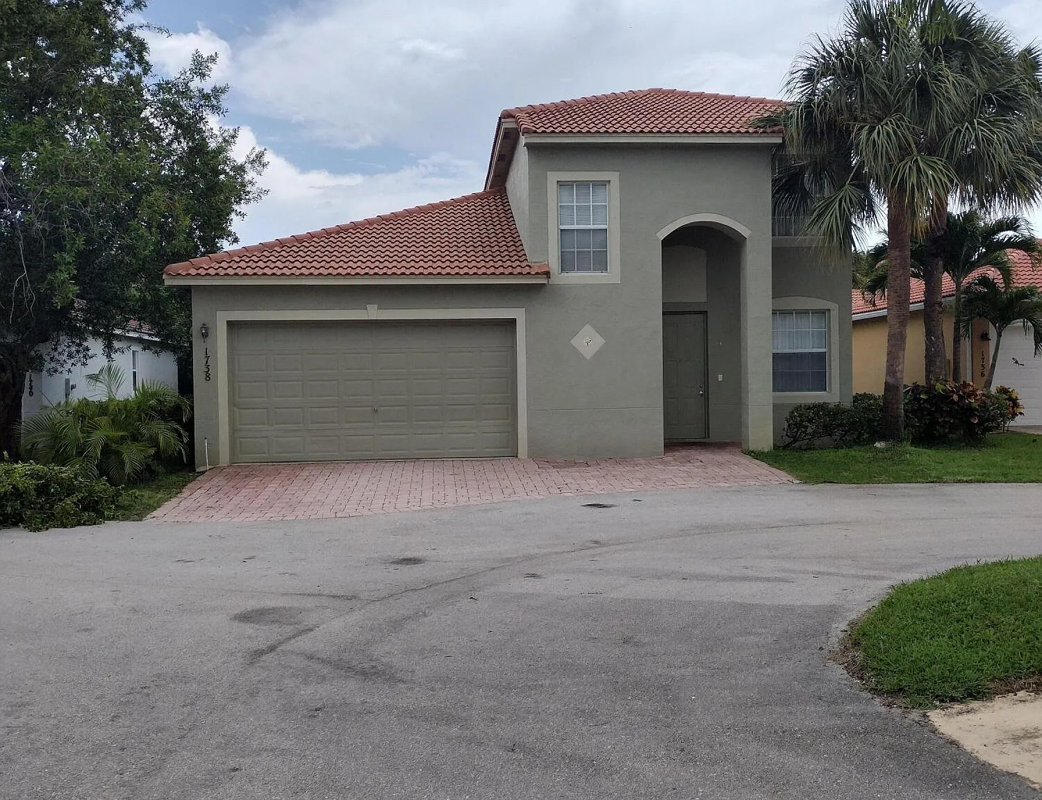 3 bed, 2.5 bath, 1610 sqft, $2,700 — Photo 1
