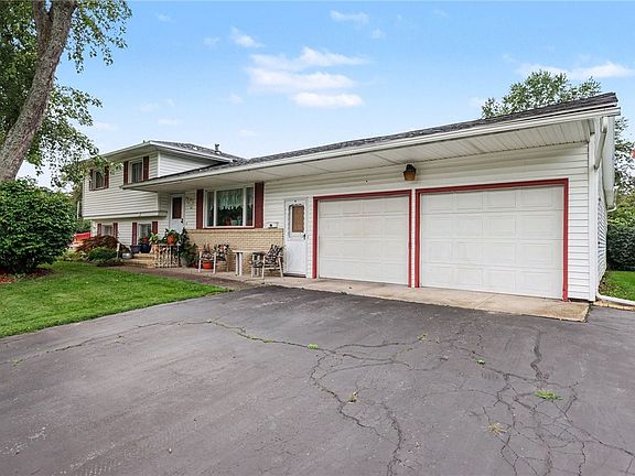 2nd image of 47 Noel Dr
