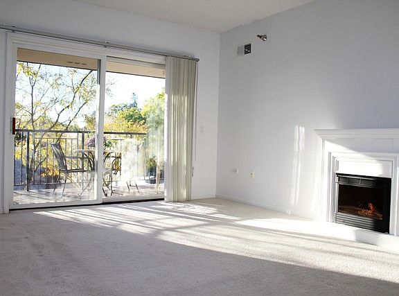 5th image of 111 N Wheaton Ave Unit 310