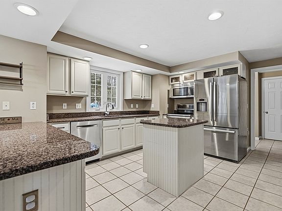 3rd image of 86 Hunter Rd