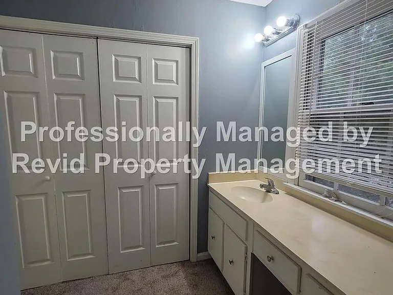 6771 Bainbridge Dr — Photo 23