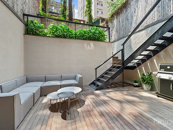 2nd image of 154 W 15th St APT 1B