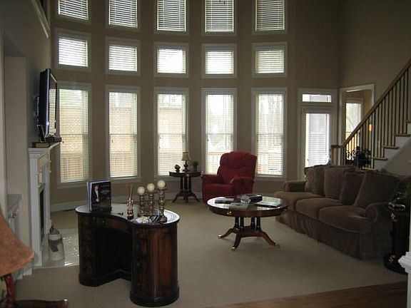 Floor to ceiling walls in family. 