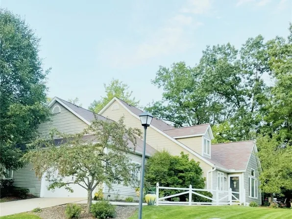 606 Hunters Trl, Akron, OH 44313