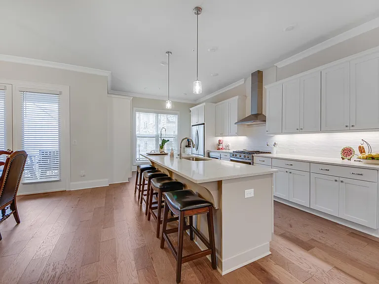 306 Burgess Walk — Photo 17