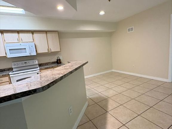 5th image of 738 Crest Pines Dr APT 716
