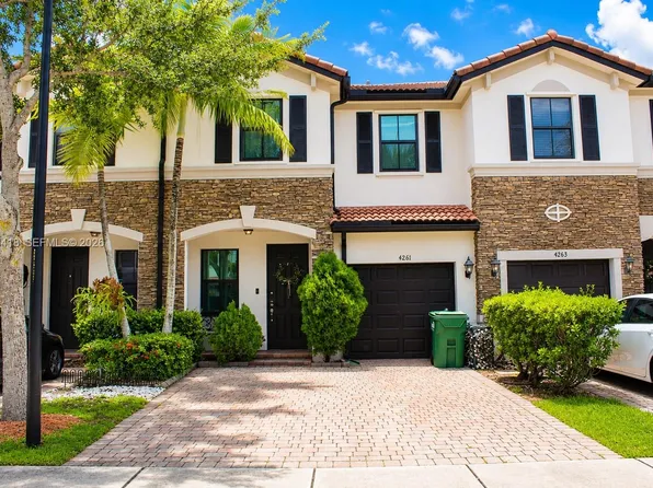 4261 SW 164th Ct, Miami, FL 33185