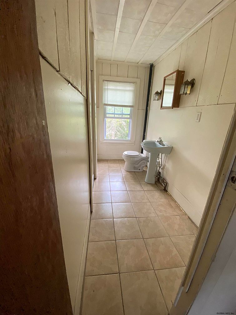 c. 1930 Cute Country Home For Sale in Mineville, NY. 79,900 Sold