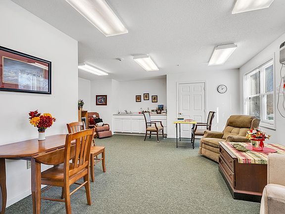3rd image of 15 Lovell Street #12