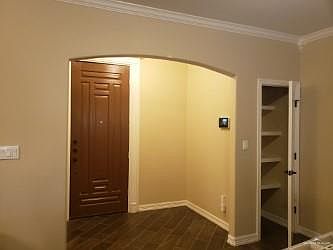 2nd image of 1014 Arroyo Cir