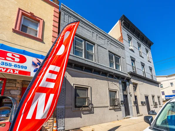 14 1st St #2, Elizabethport, NJ 07206