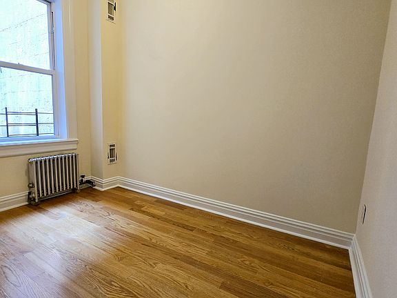 4th image of 302 W 87th St APT 41