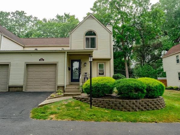 2251 E Main St APT 2, Rochester, NY 14609