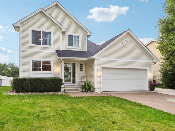 650 SE Parker Dr, Waukee, IA 50263