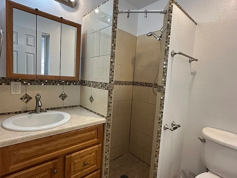 3209 S Capri Cir — Photo 38