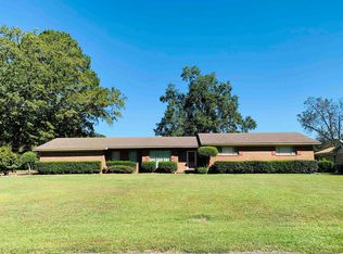 1252 Moses St, Camden, AR 71701